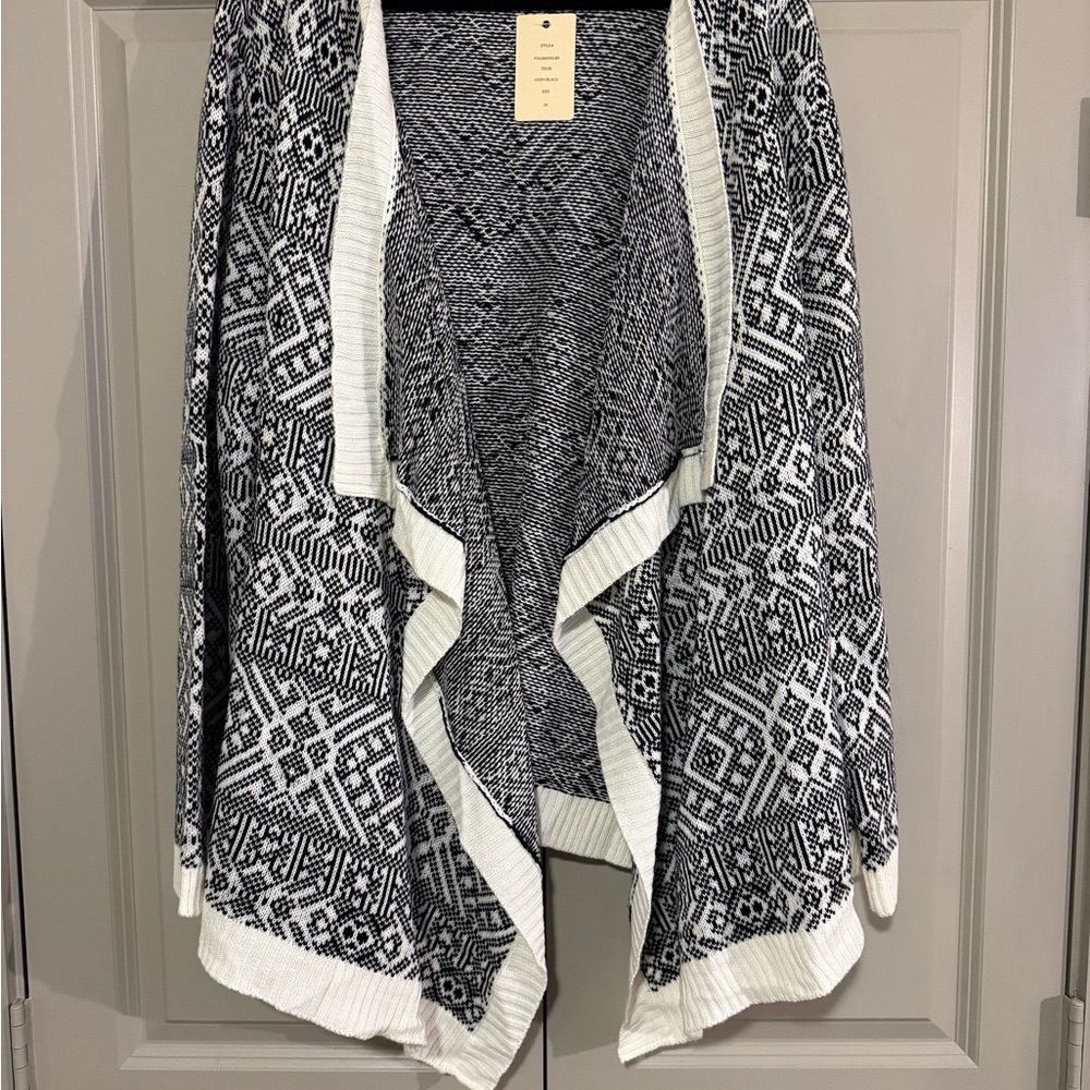 Pink Rose Black and White Geometric Women's Cardigan